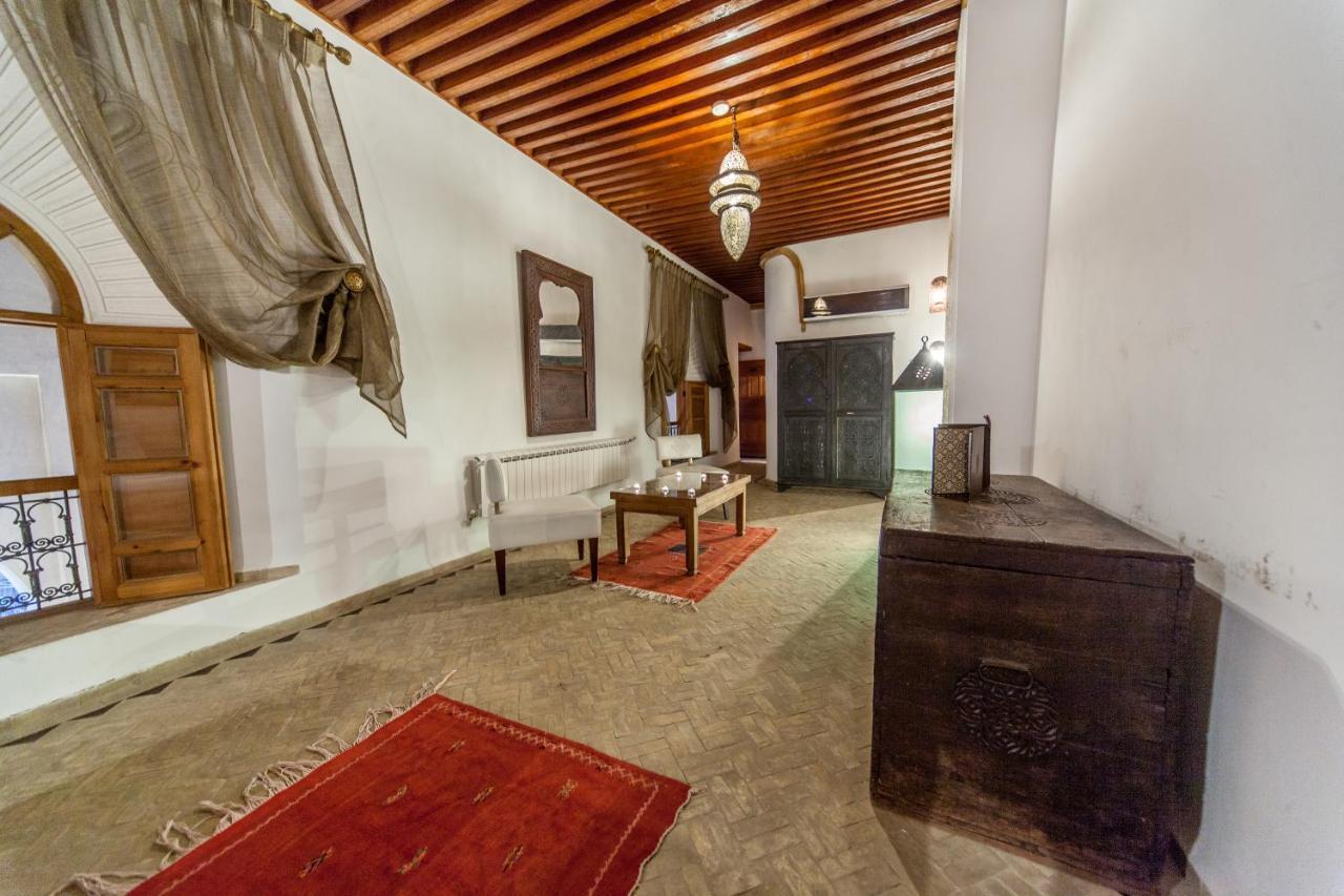 Riad Said فاس المظهر الخارجي الصورة